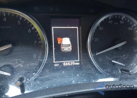 2017 Toyota Highlander Xle z USA, uszkodzony, nr VIN 5TDJZRFH8HS395467